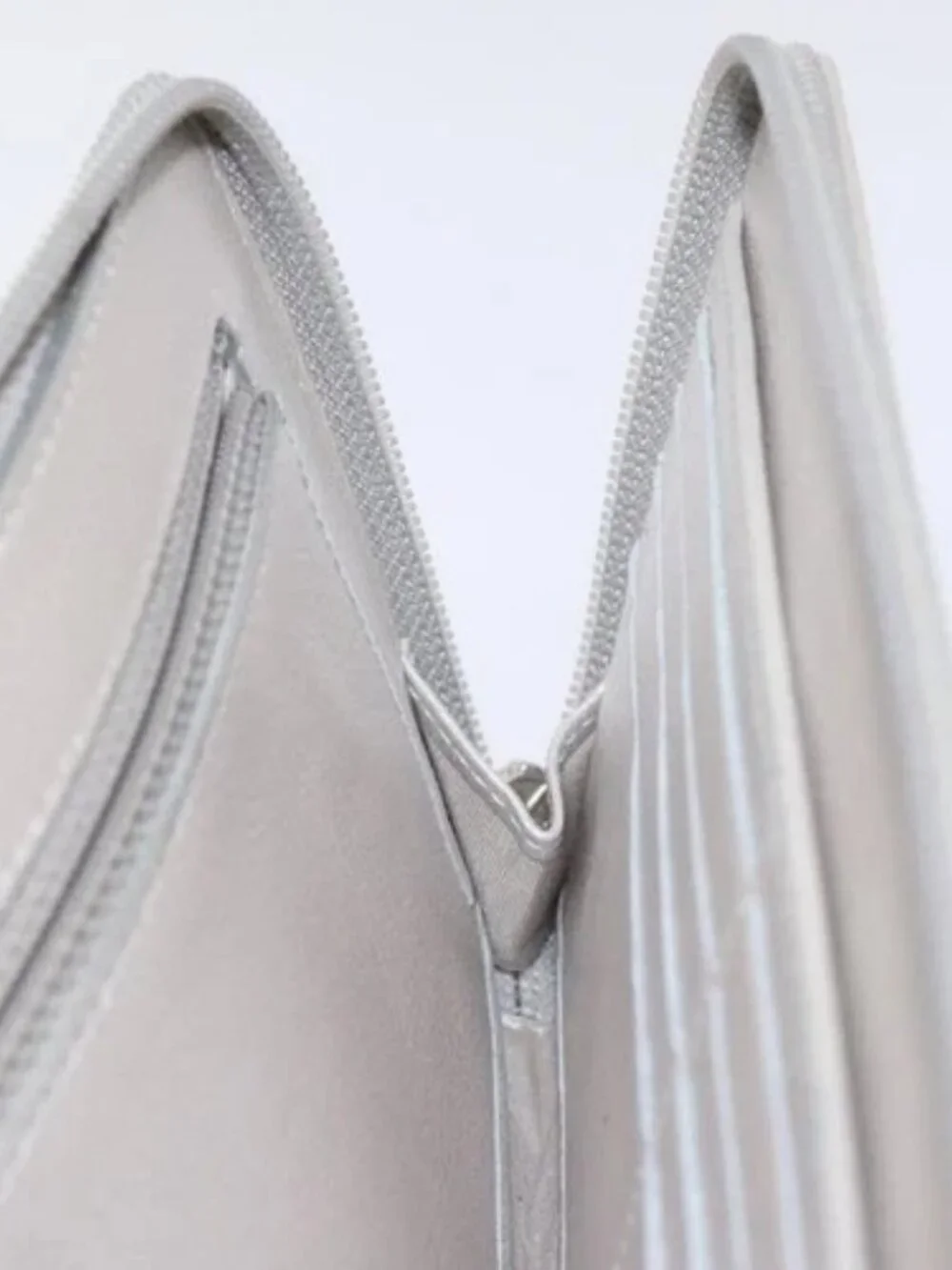 CHANEL Camelia Long Wallet Leather Silver CC Auth am7960
